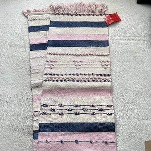 Kevia table or floor accent runner rug